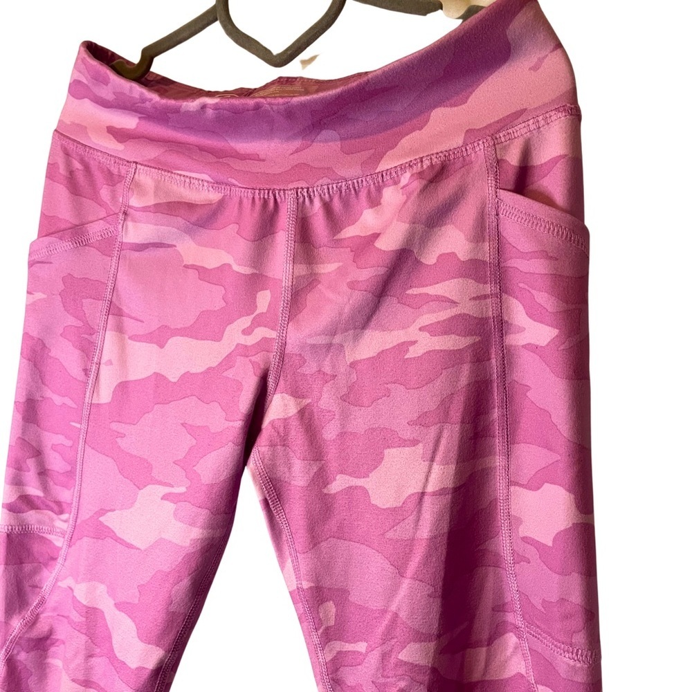 Athletic Works L 10/12 girls workout leggings PRELOVED pink Camo with pockets - Picture 3 of 6